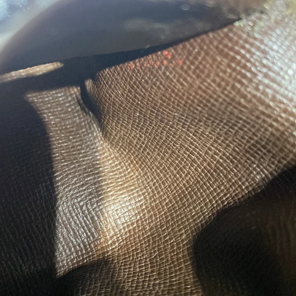 Louis Vuitton Damier Ebene key pouch